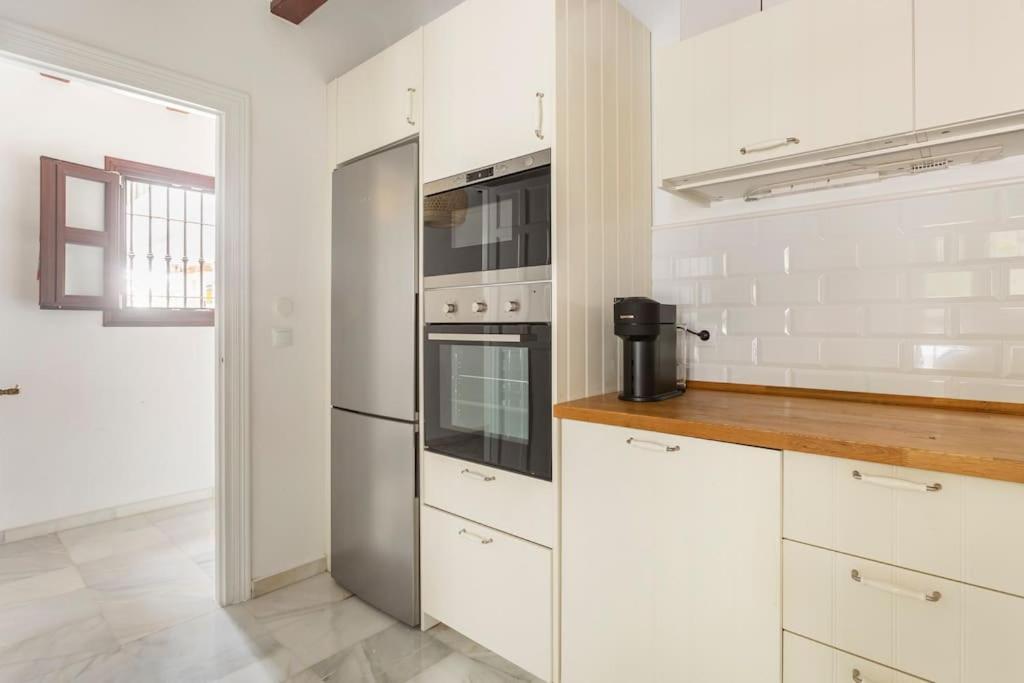 Stylish Spanish 3 Bd Townhouse On The Golden Mile Marbella Bagian luar foto
