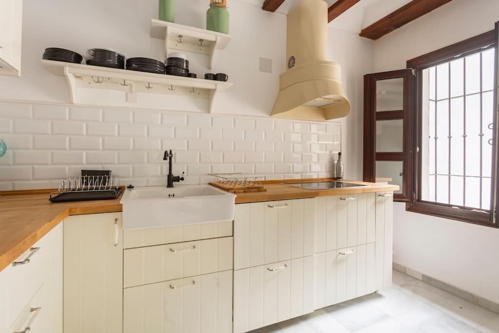 Stylish Spanish 3 Bd Townhouse On The Golden Mile Marbella Bagian luar foto
